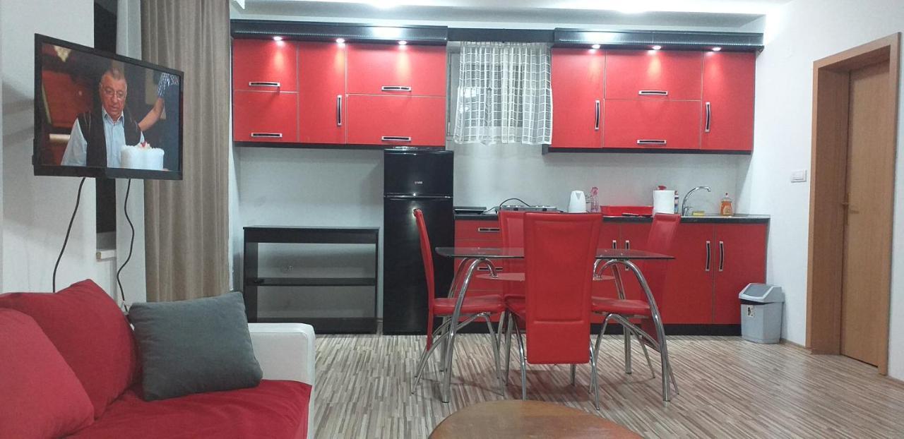 Apartmani Grza Парачин Екстер'єр фото