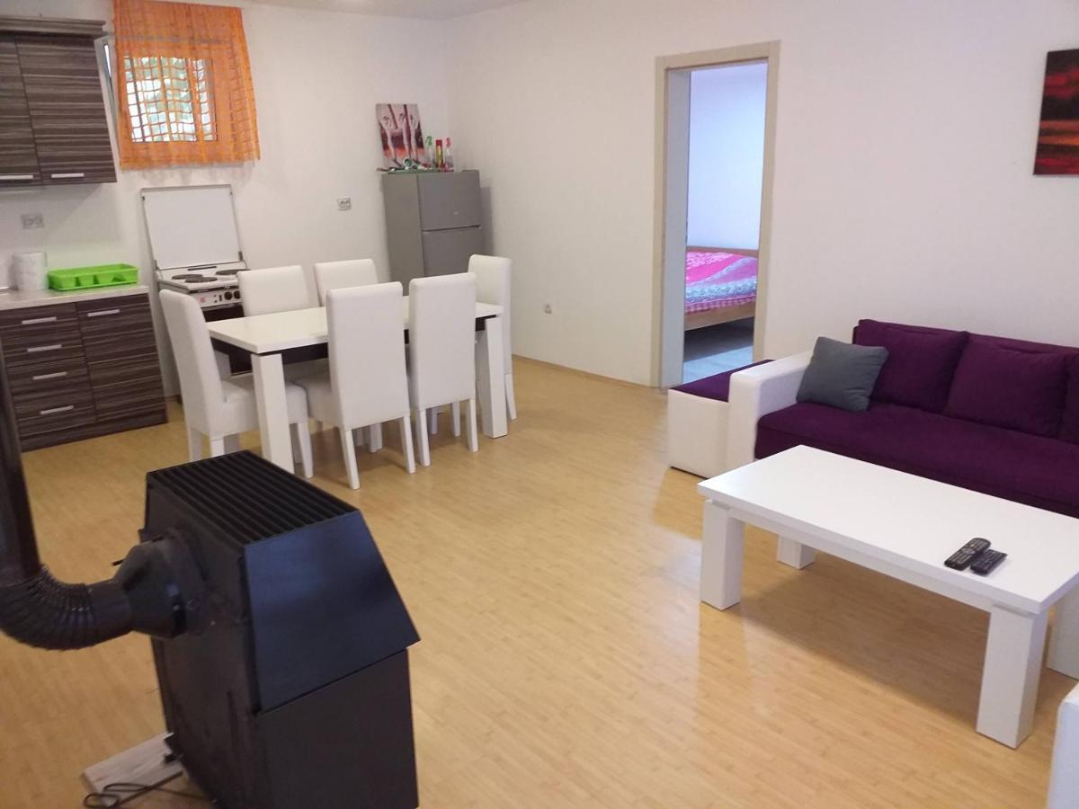 Apartmani Grza Парачин Екстер'єр фото
