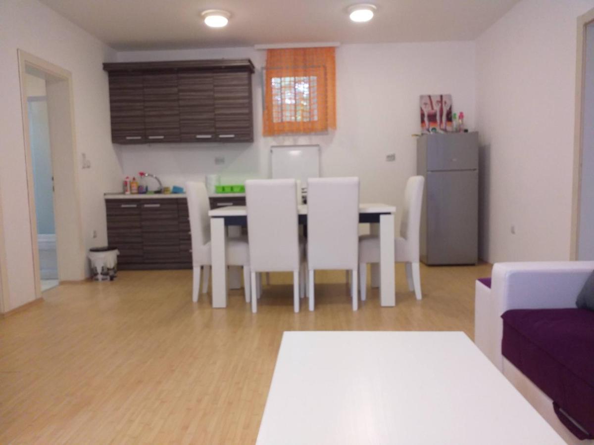 Apartmani Grza Парачин Екстер'єр фото