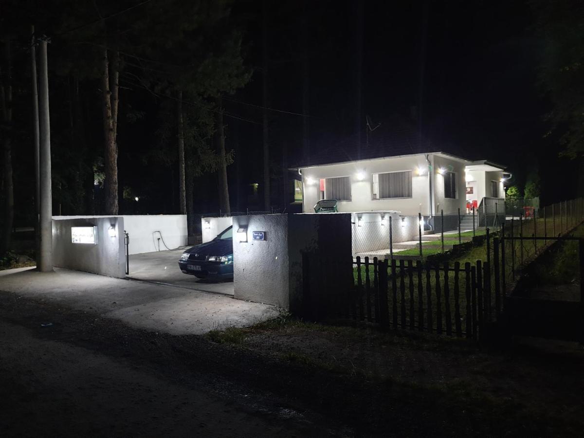 Apartmani Grza Парачин Екстер'єр фото